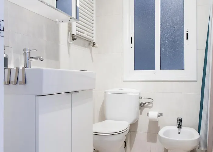 Stylish Eixample - Casa Antonio By Myrentalhost شقة برشلونة